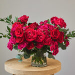 Scarlet Premium Vase 🌹